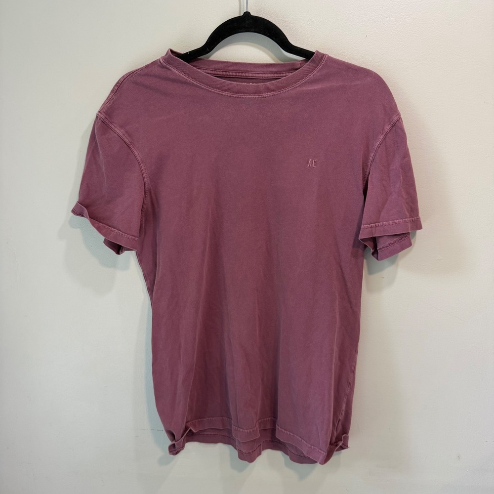 American Eagle Mens Small Burgundy Red Faded Short Sleeve T-Shirt Standard Fit